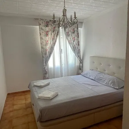 First Line Center 2bedroom For Family *