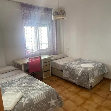 First Line Center 2bedroom For Family *
